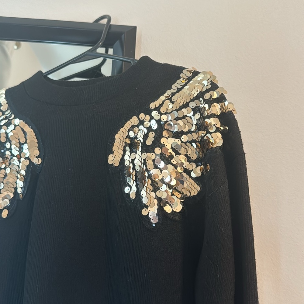 Gold Wing Shape Sequin Black Sweatshirt - Picture 2 of 4